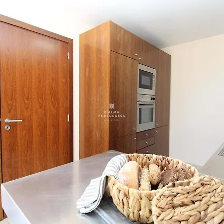 Lagoas - By Dalma Portuguesa *