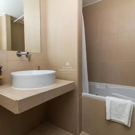 Lagoas - By Dalma Portuguesa * Gale (Albufeira)